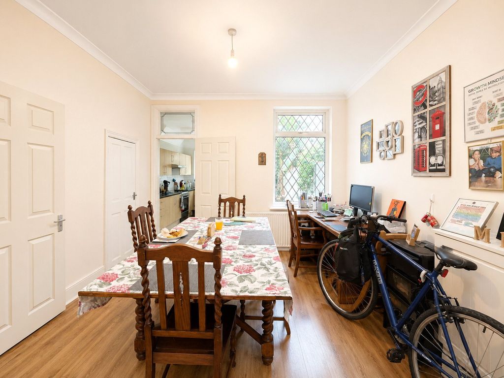 Property photo 3 of 12 Picture No. 12