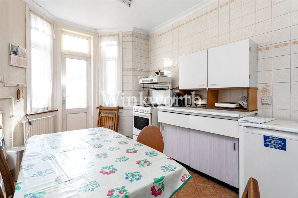 Property photo 3 of 7 Picture No. 07
