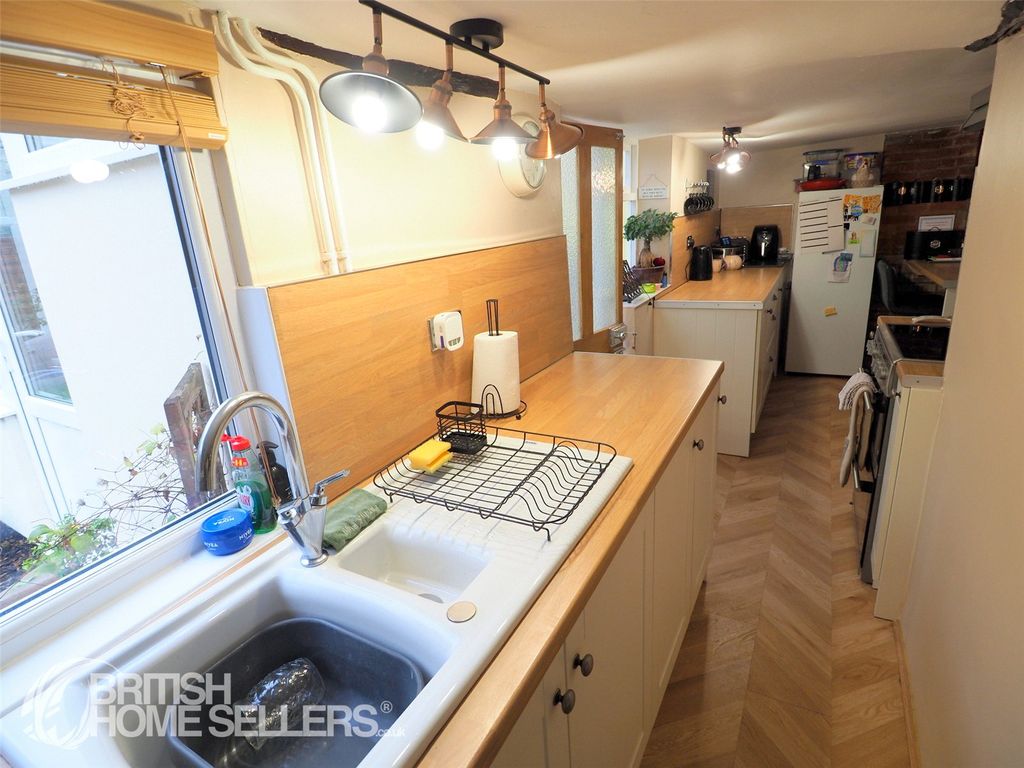 Property photo 2 of 22 Picture No. 08