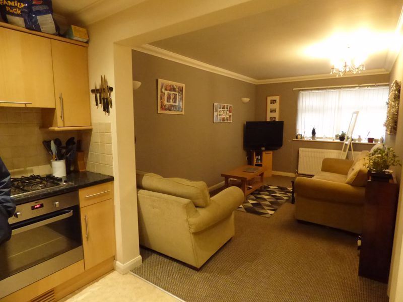 Property photo 1 of 10 Photo 10