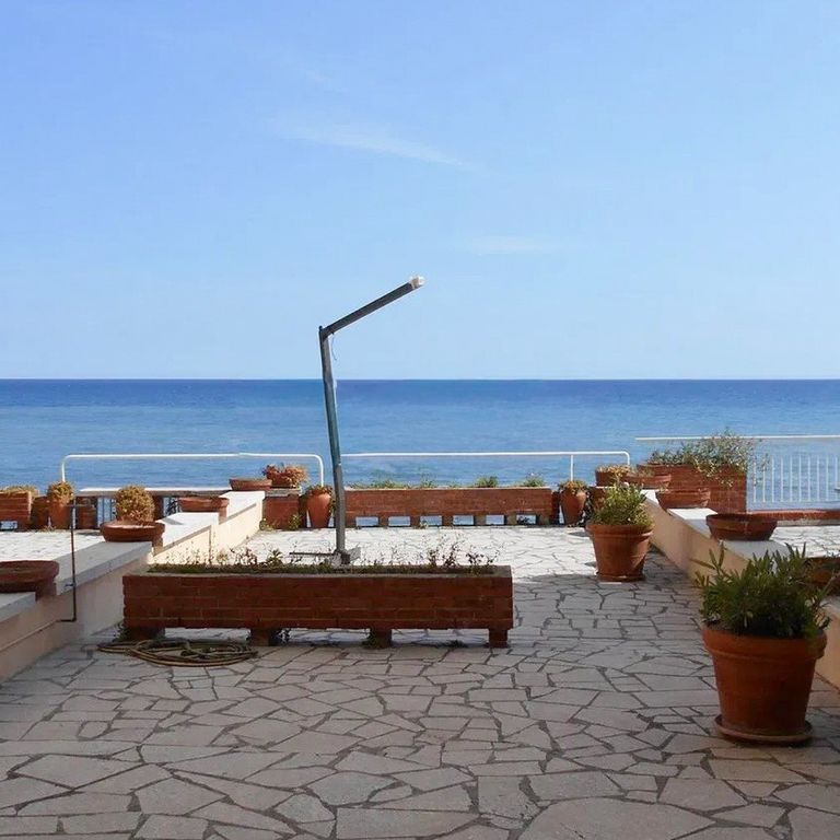 Property photo 1 of 10 Charming Apartment In Alassio, Liguria