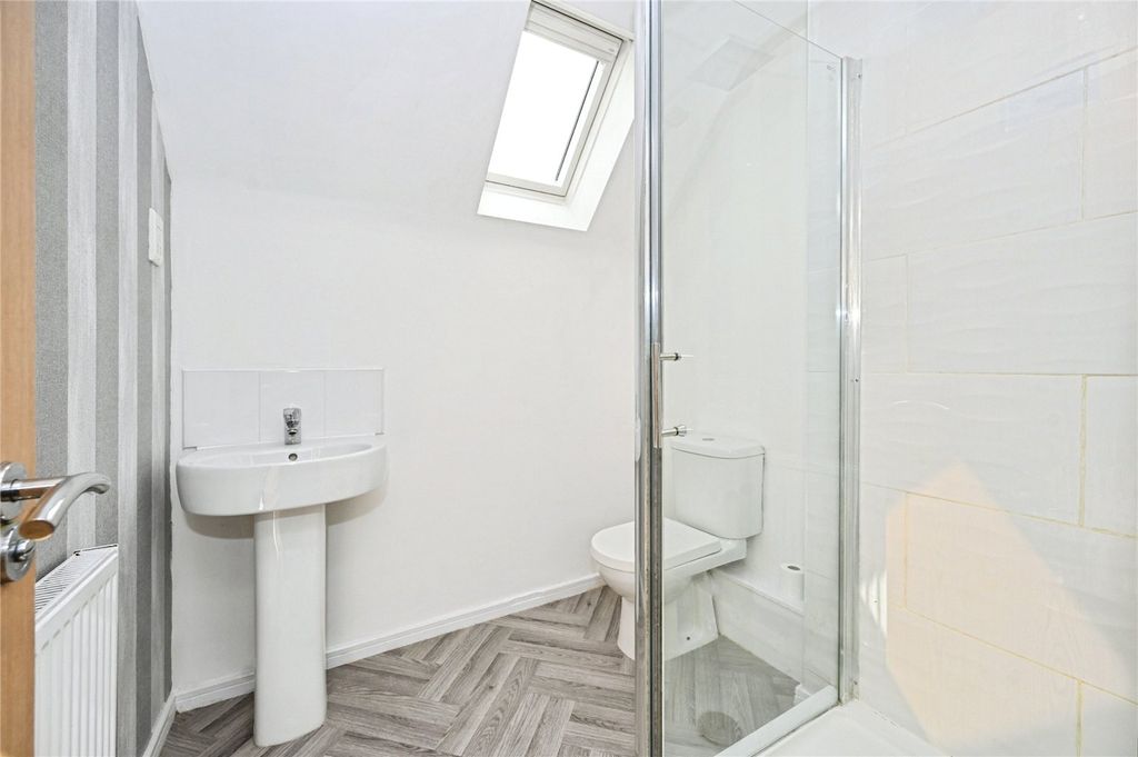 Property photo 3 of 16 Picture No. 26