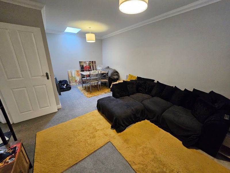 Property photo 3 of 14 Photo 11