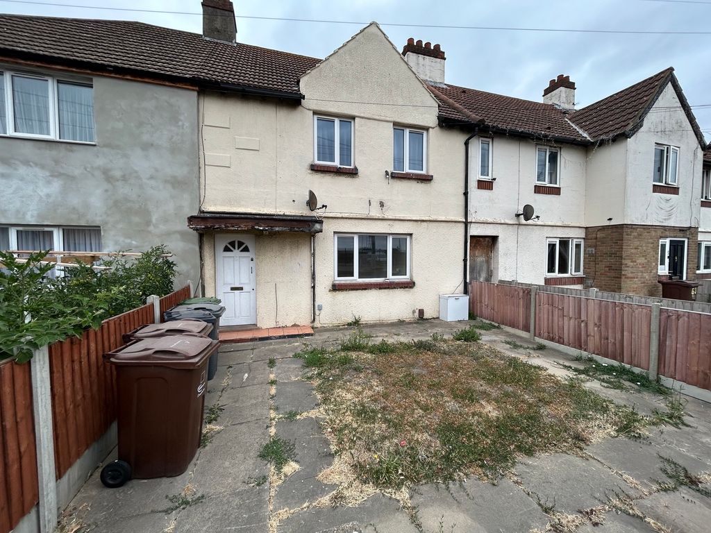 Property photo 1 of 11