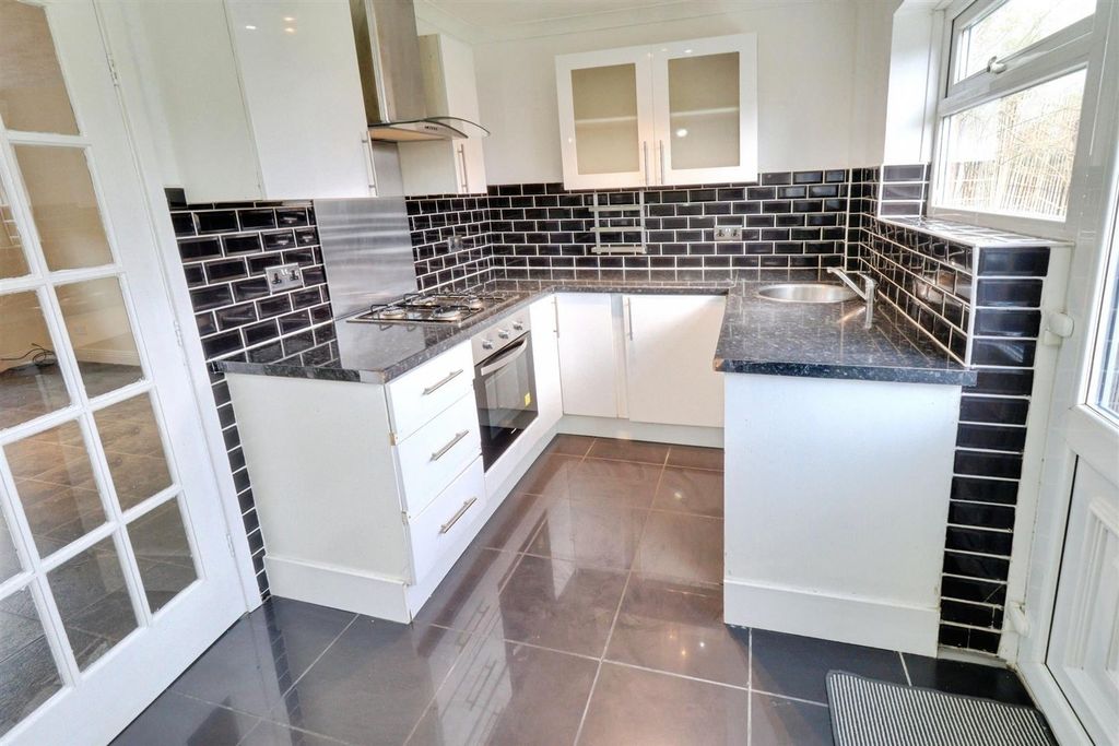 Property photo 3 of 15 E3Cf3B4c-Img_2158-Img_2160.Jpg