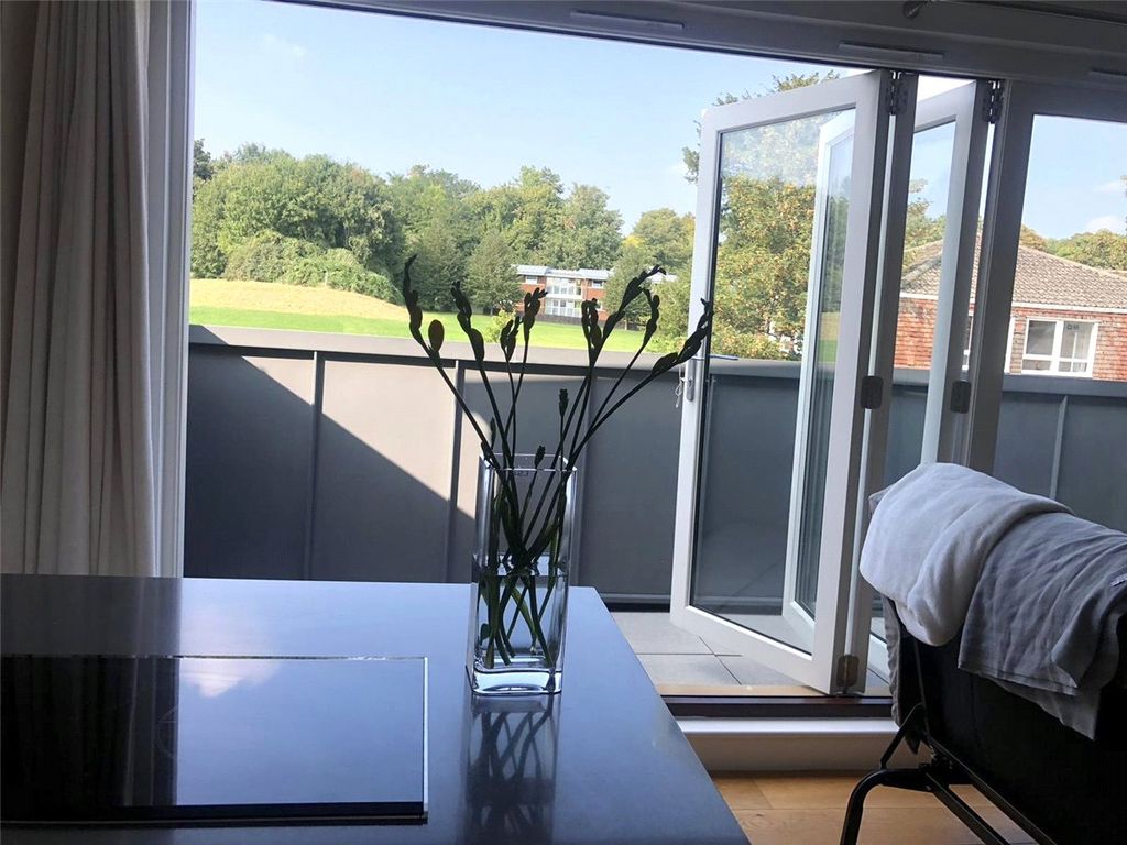 Property photo 3 of 8 Picture No. 36