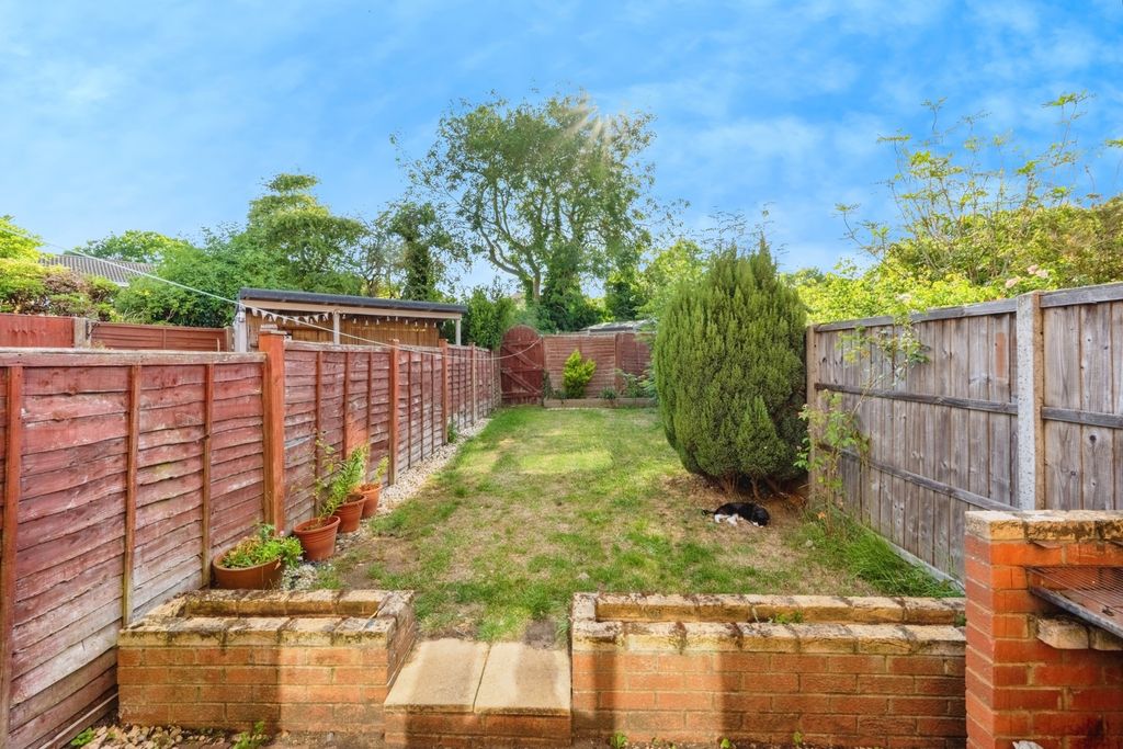 Property photo 2 of 17 Photo