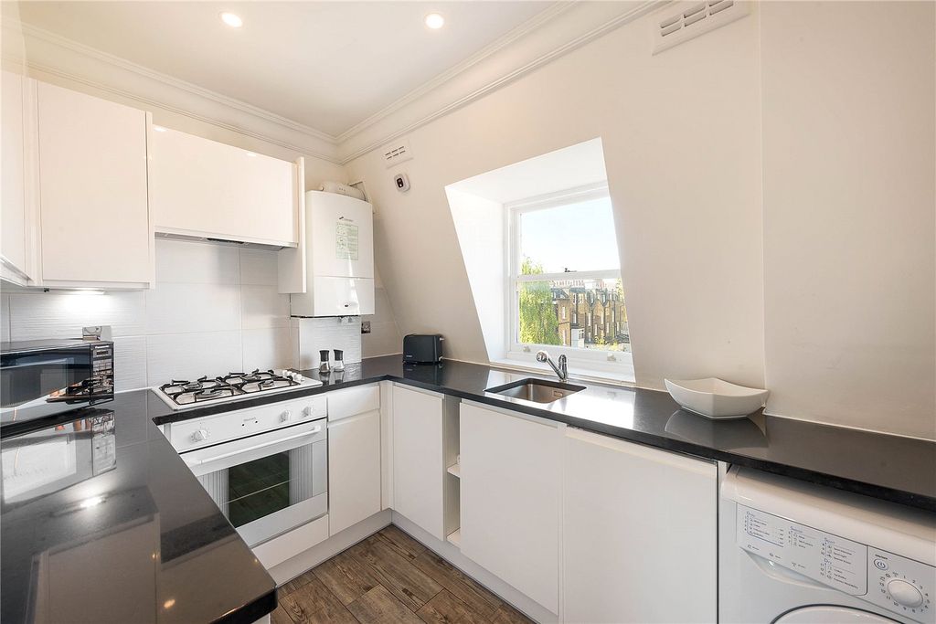 Property photo 2 of 5 Picture No. 09