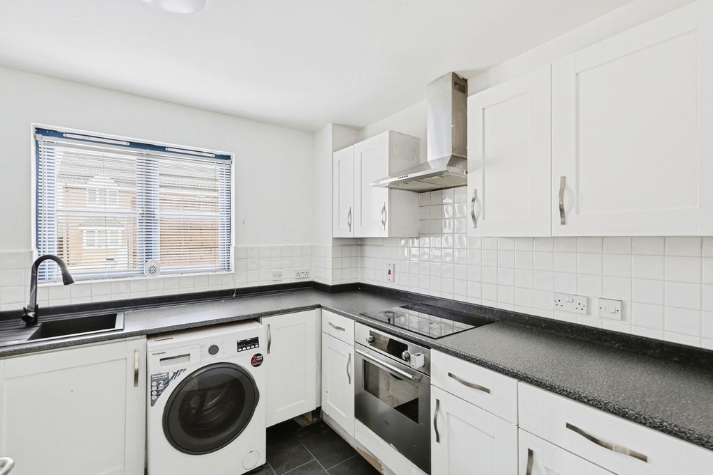 Property photo 2 of 15 Pbox-Img.Jpg