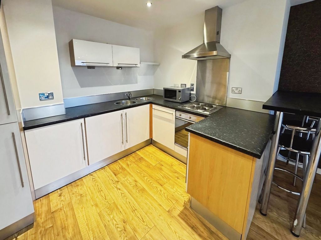 Property photo 3 of 8 Picture No. 26