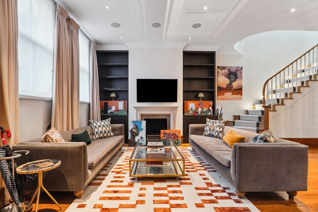 Property photo 3 of 10 7 (10)