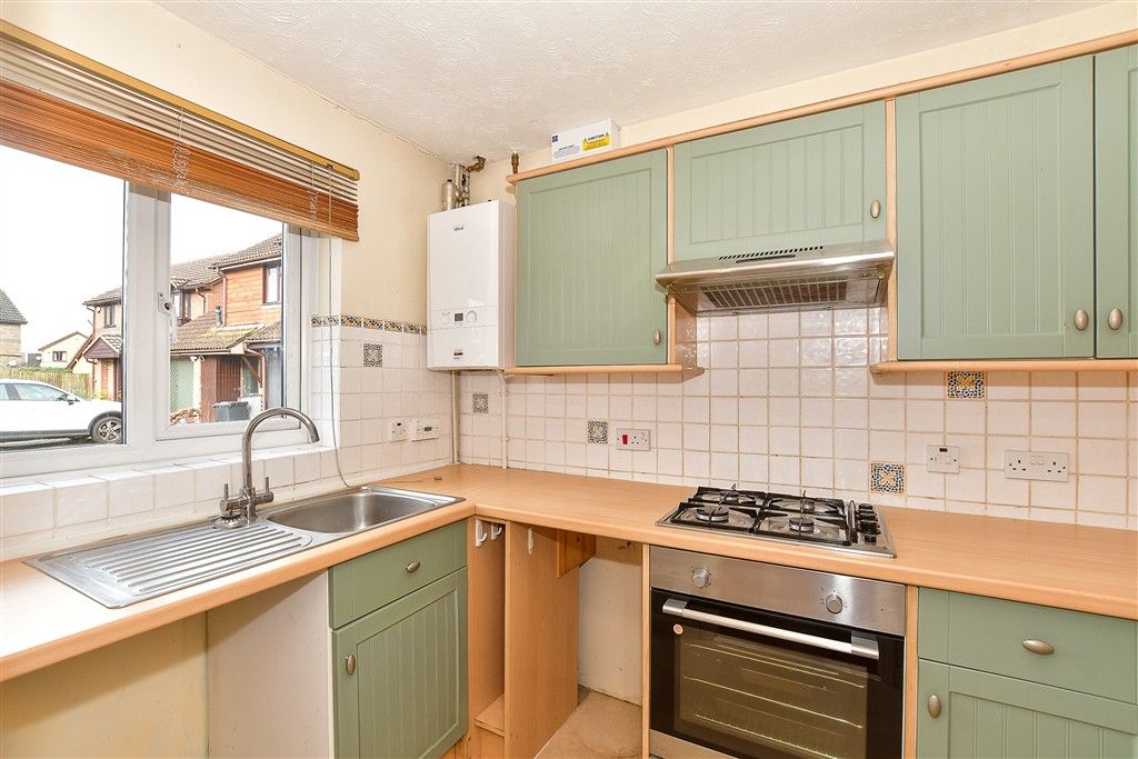 Property photo 2 of 15 Kitchen