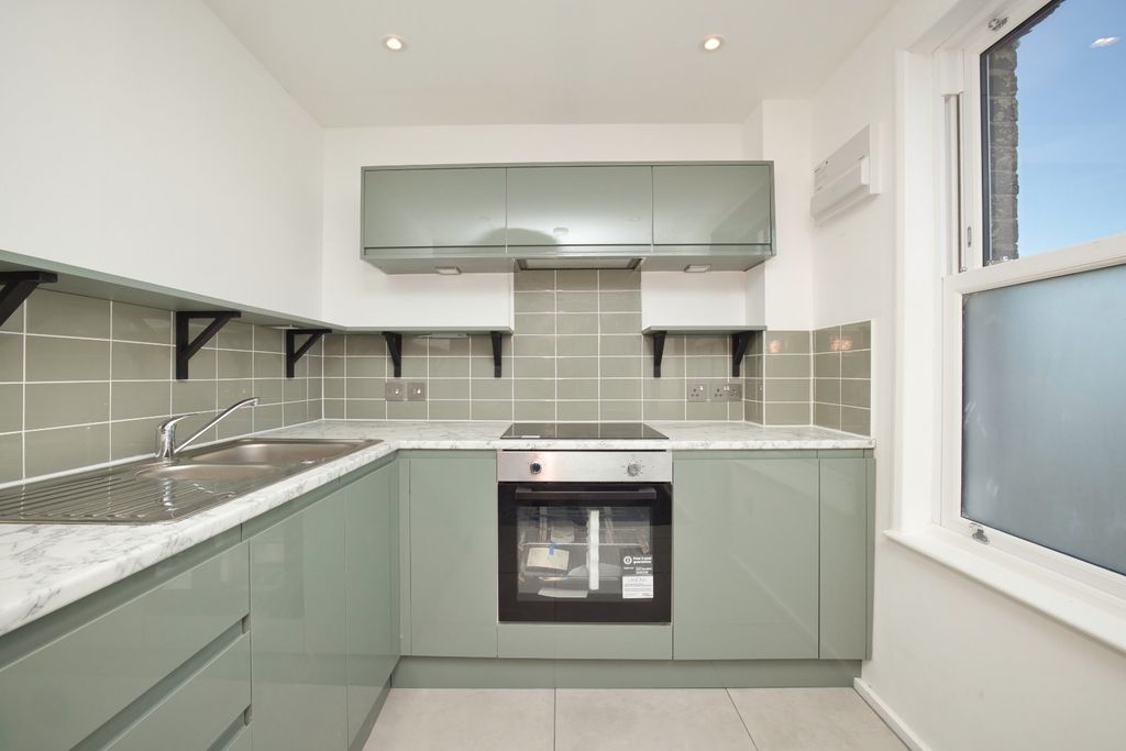 Property photo 3 of 10 Picture 3