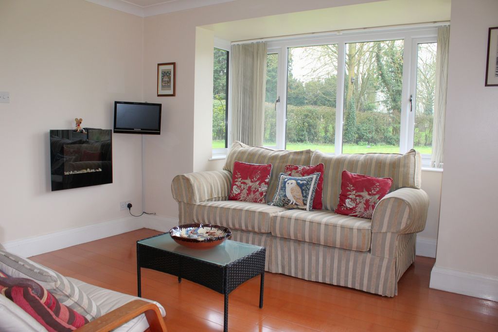 Property photo 3 of 19