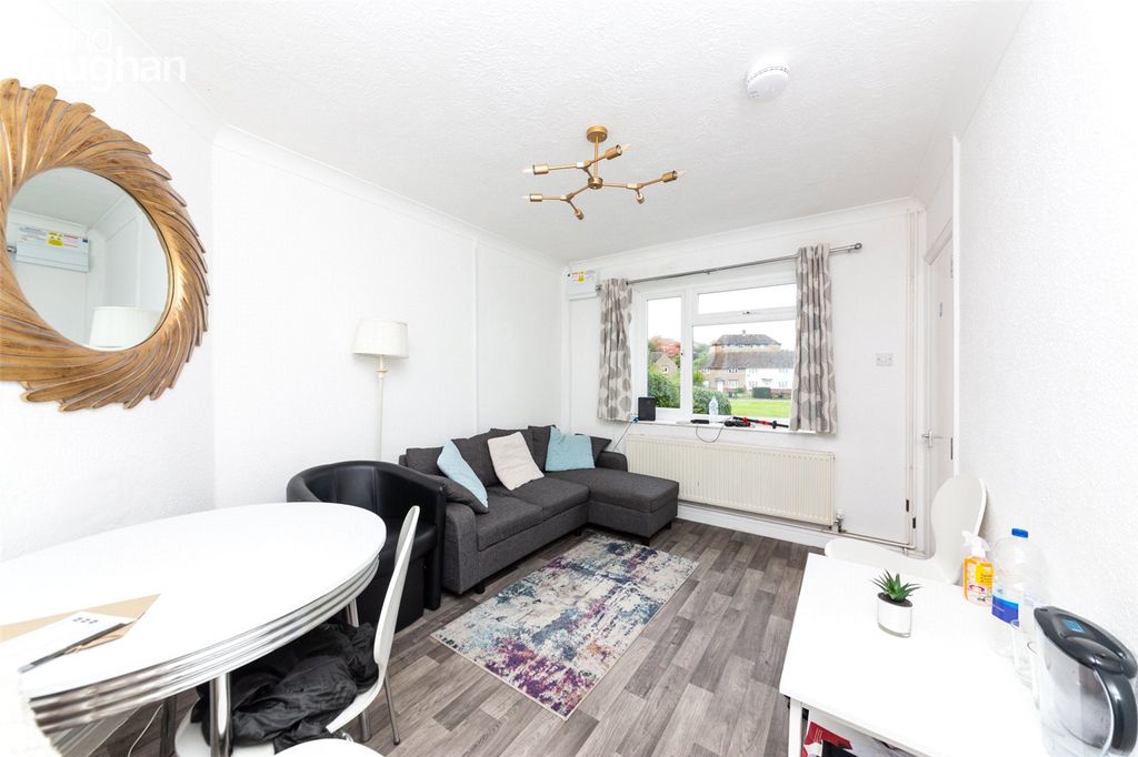 Property photo 1 of 8 Picture No. 08