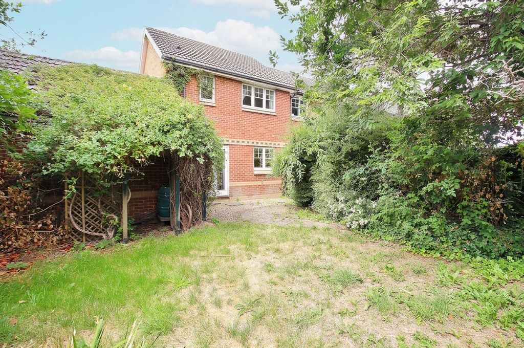 Property photo 2 of 9