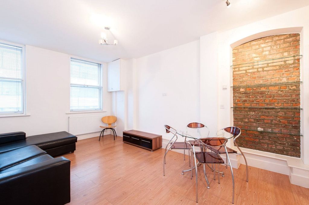 Property photo 2 of 10 Gallery