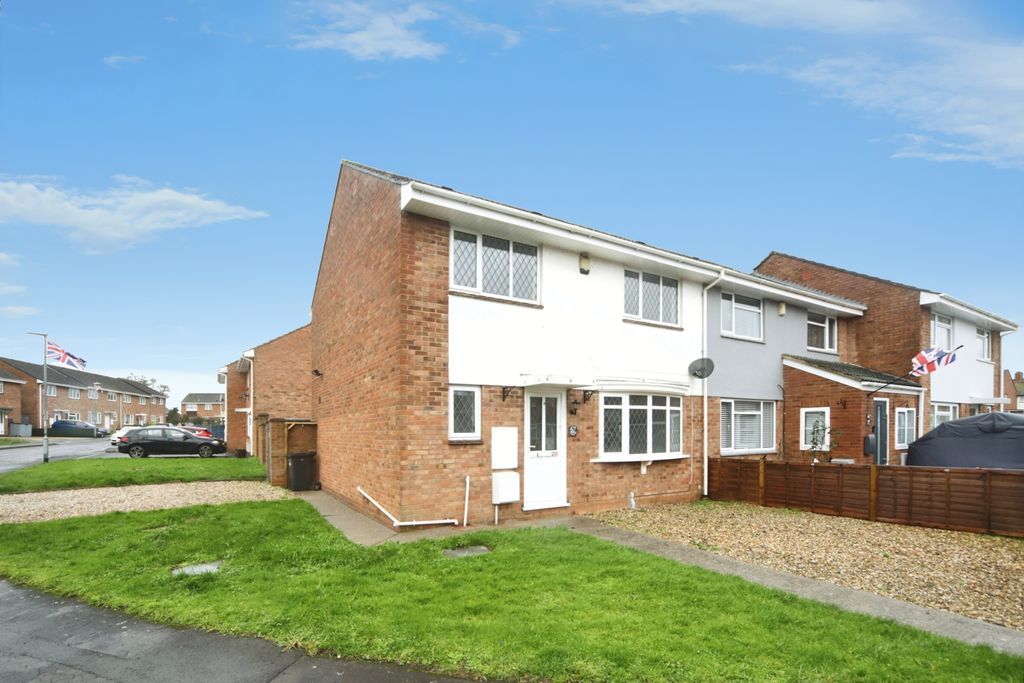 Property photo 2 of 20