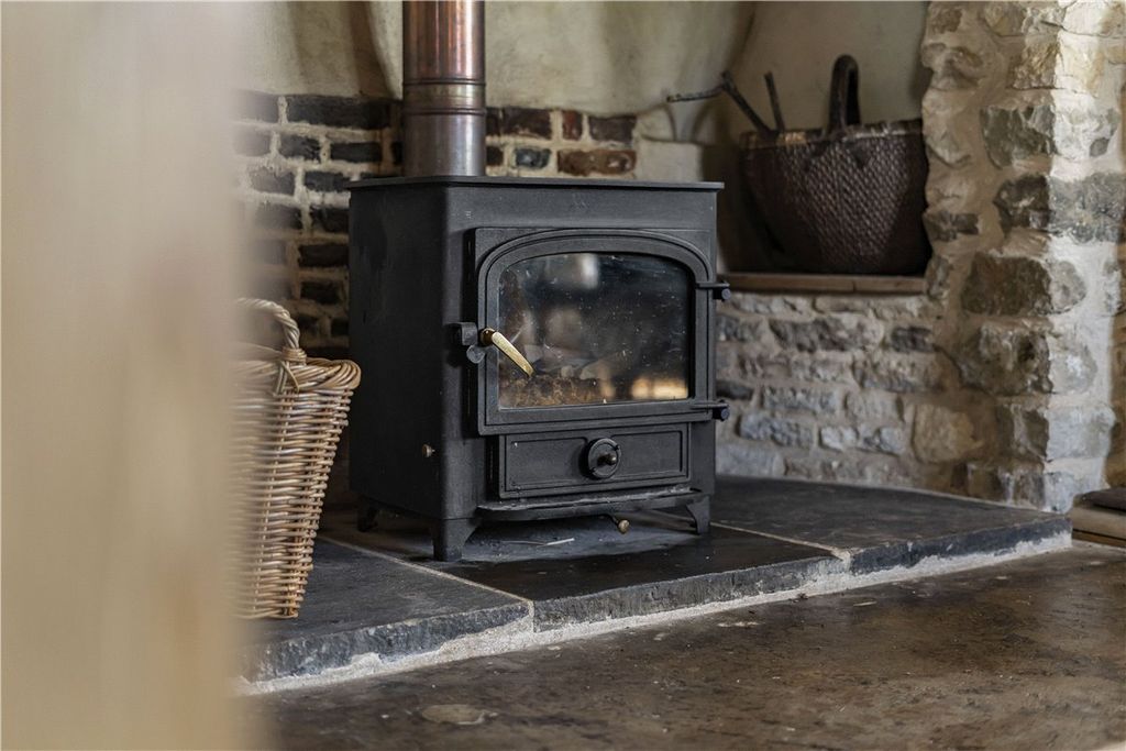 Property photo 3 of 19 Picture No. 12