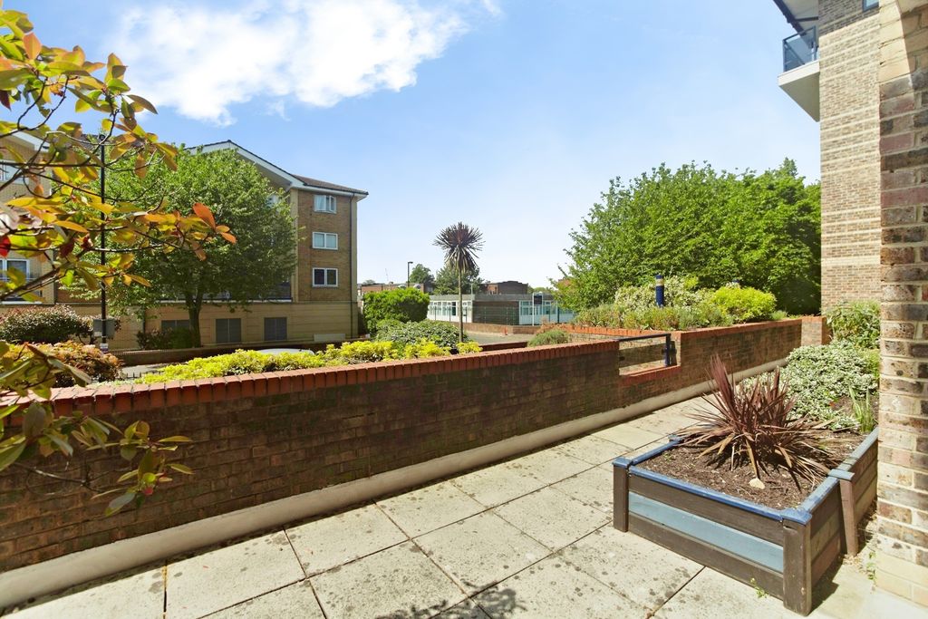 Property photo 2 of 18 Pbox-Img.Jpg