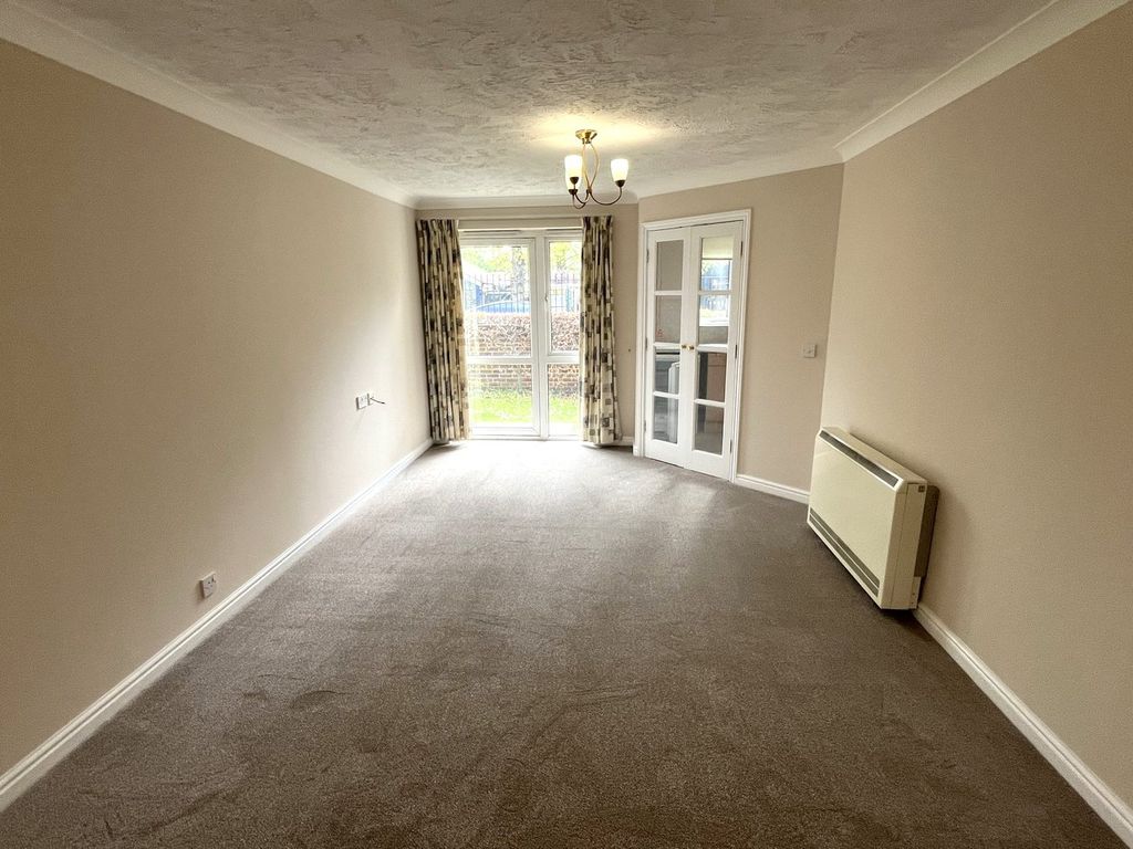 Property photo 3 of 10