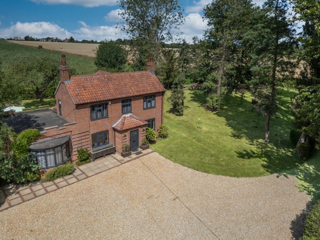 Property photo 1 of 37