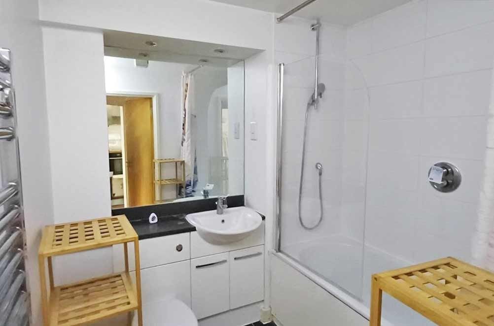 Property photo 2 of 5