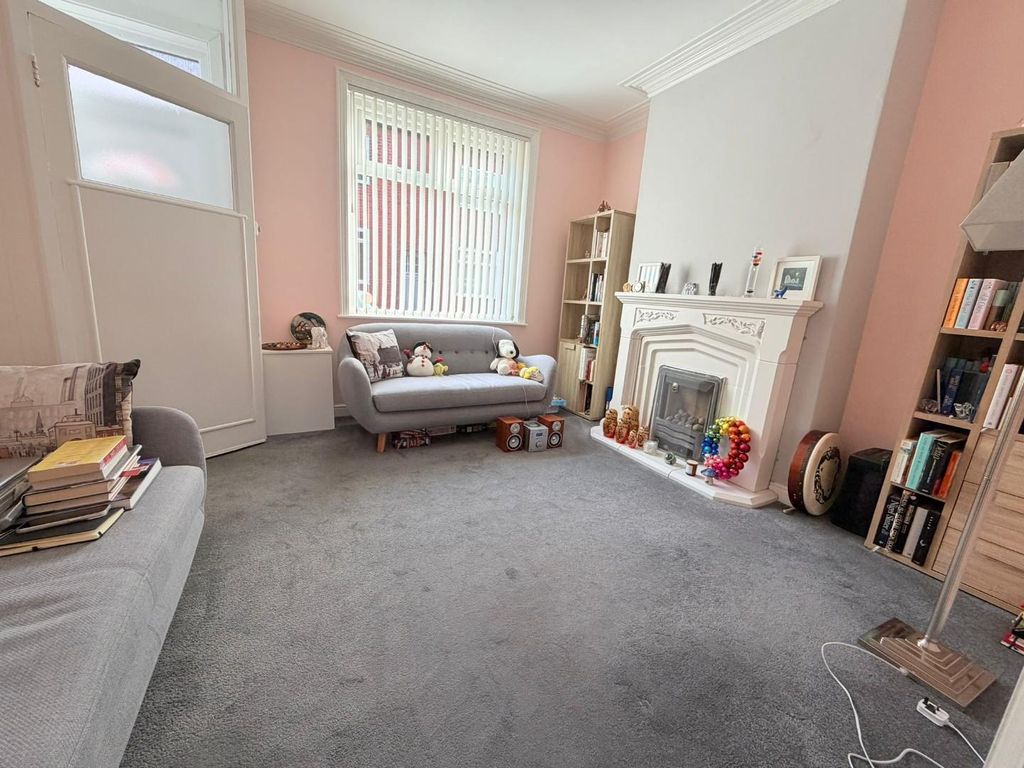 Property photo 2 of 14 Pm.Jpeg