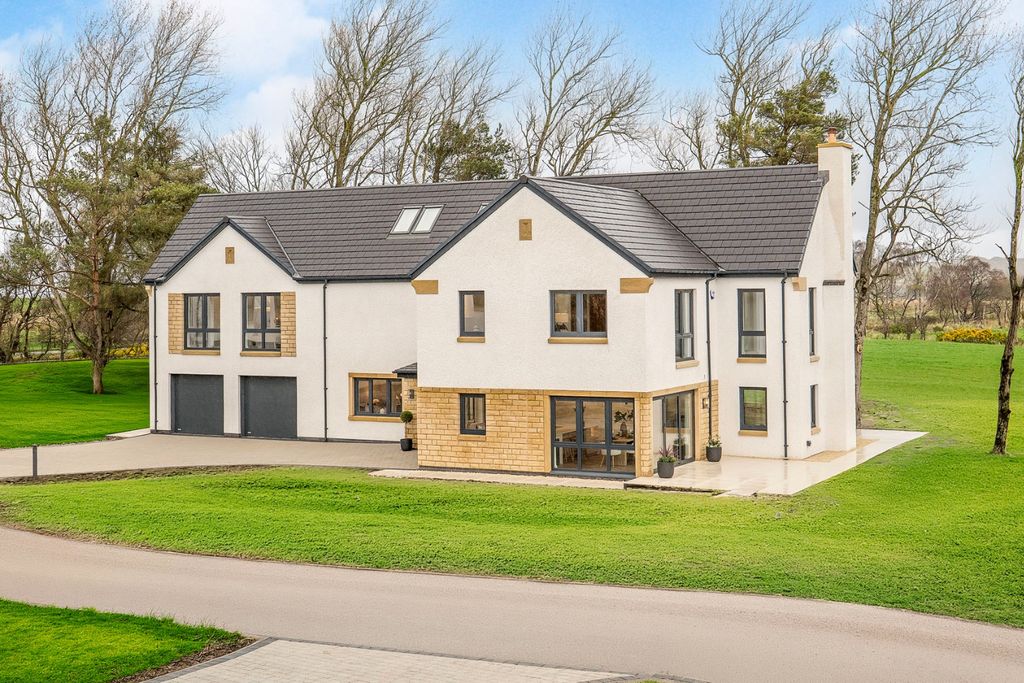 Property photo 1 of 31 5126270