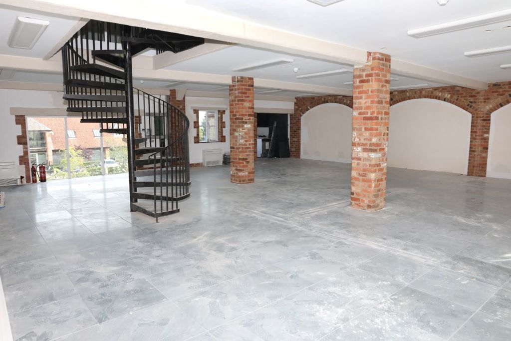 Property photo 3 of 8 Photo 3