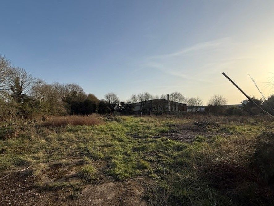 Property photo 2 of 8