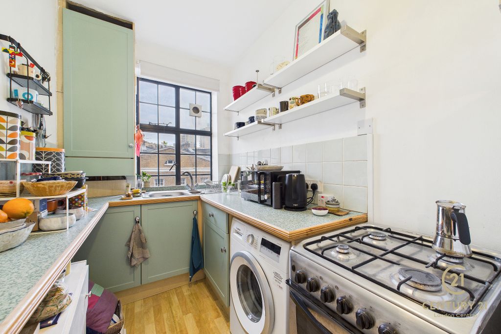 Property photo 3 of 16