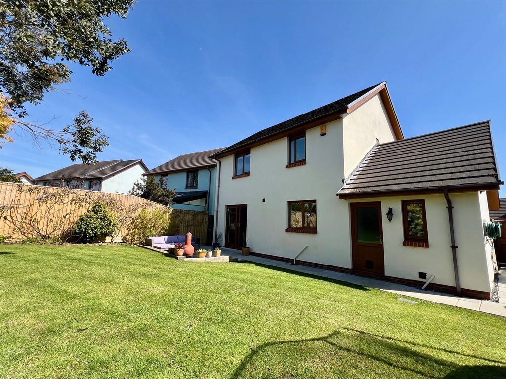 Property photo 3 of 31 Picture No. 09