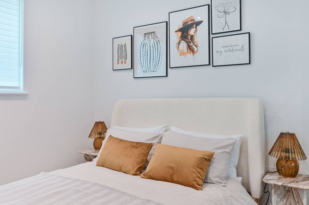 Property photo 2 of 29