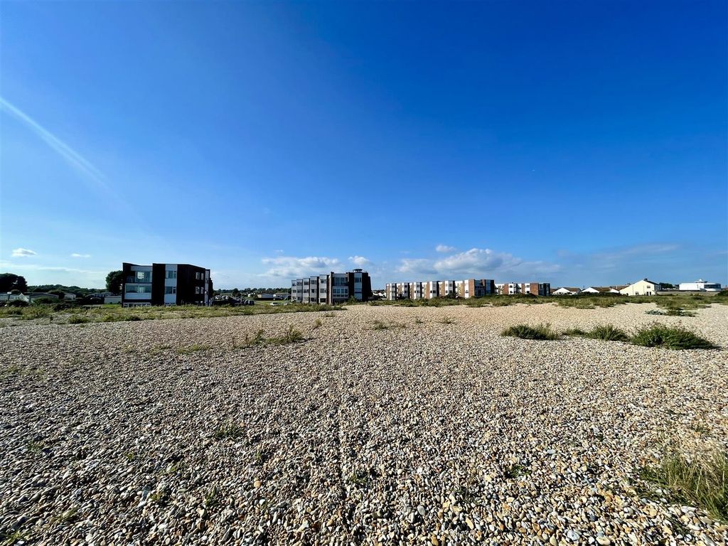 Property photo 1 of 36