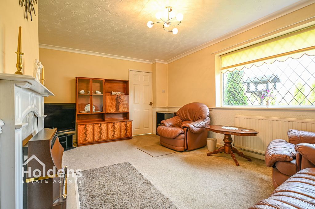 Property photo 3 of 19