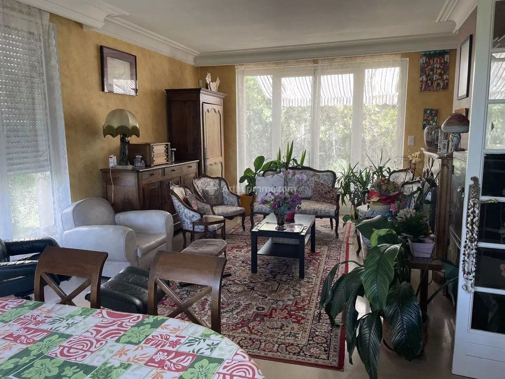 Property photo 3 of 15