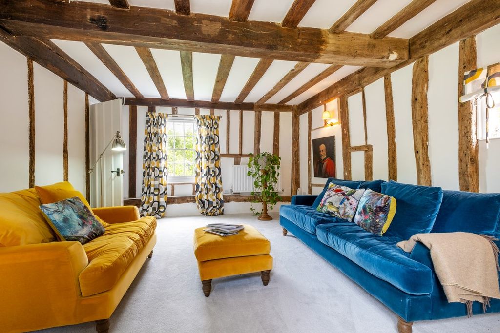 Property photo 2 of 26