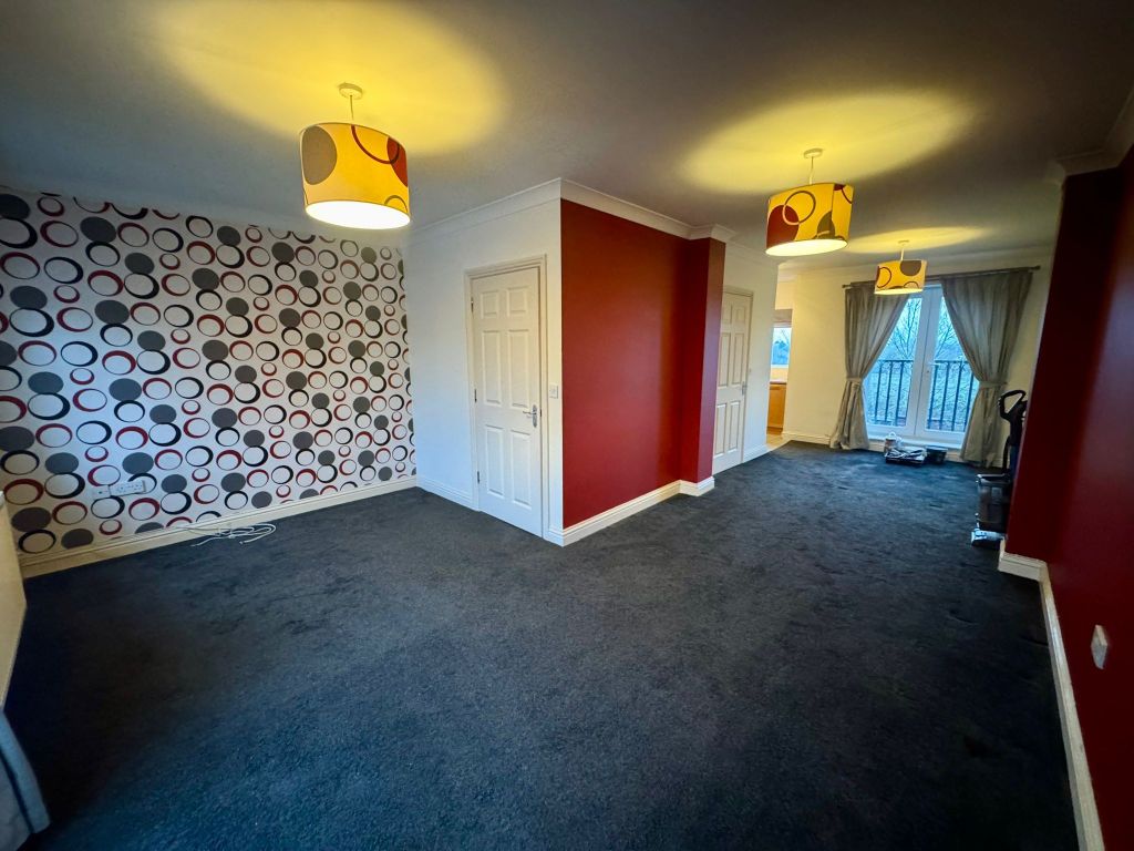 Property photo 2 of 13 Image