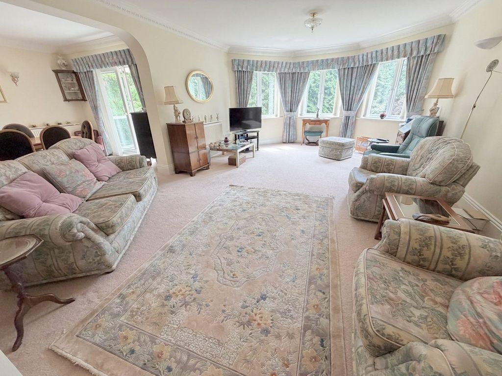 Property photo 3 of 29