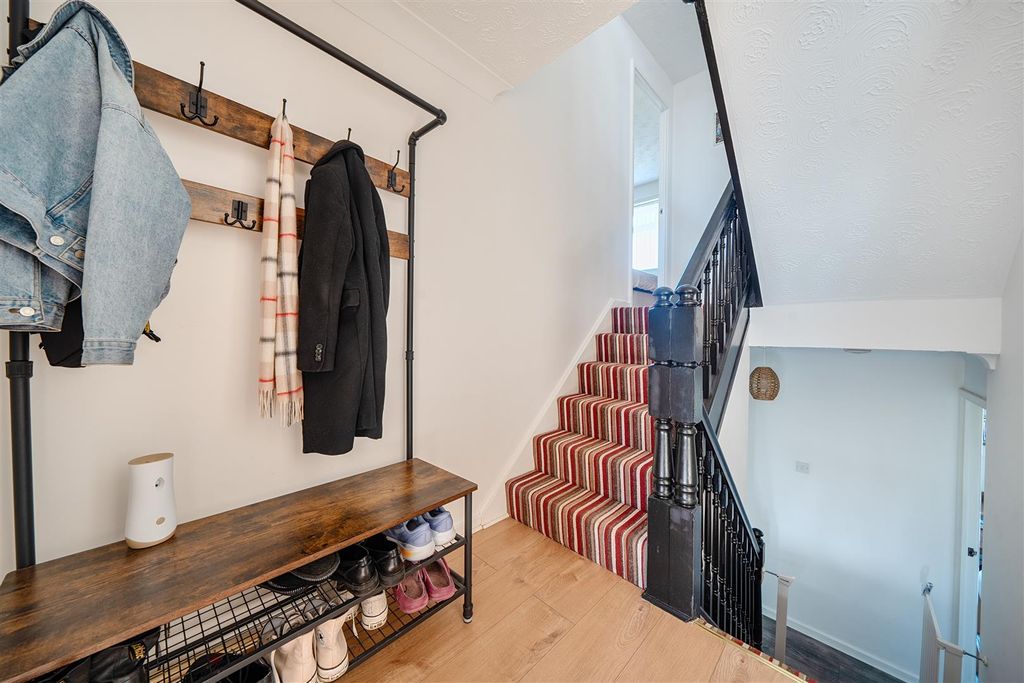 Property photo 2 of 18 1436848-14-69d6248d8Bab5.Jpg