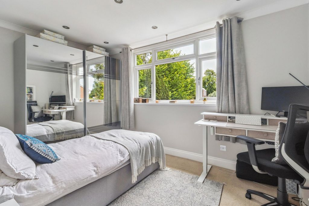 Additional image 15 of 5 bed detached house for saleWoodhall Avenue, Pinner HA5