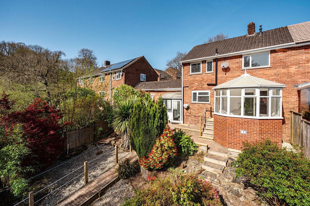 Property photo 1 of 27 Front (Exterior)