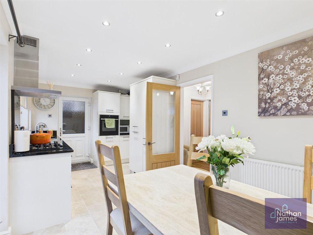 Property photo 2 of 20 Kitchen/ Diner