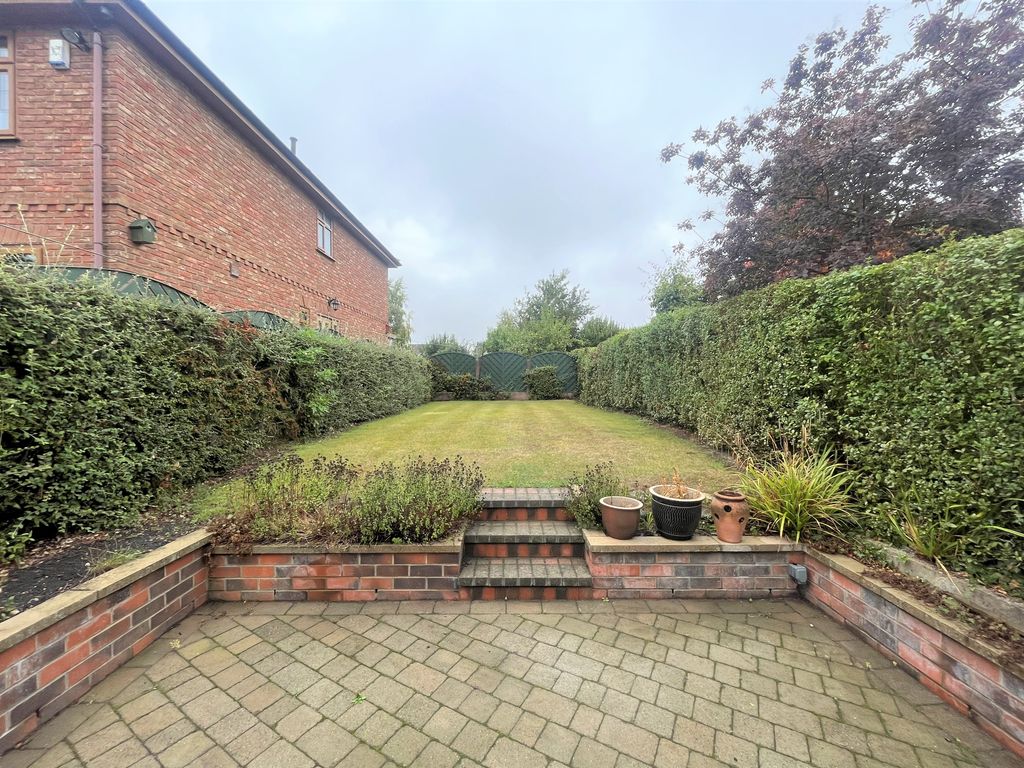 Property photo 2 of 14