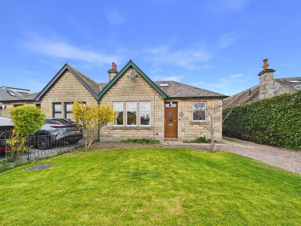 Property photo 1 of 25 Cam01486G0-Pr1020-Still017.Jpg