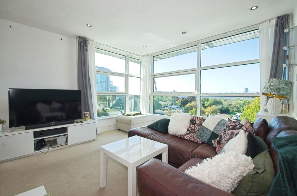 Property photo 1 of 18 Living/Dining Area