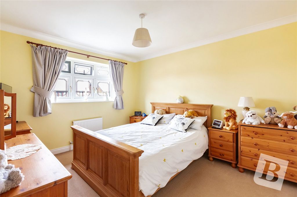 Property photo 3 of 20 Bedroom