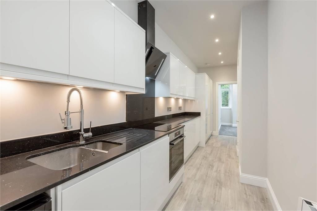 Property photo 3 of 10 Photo 3