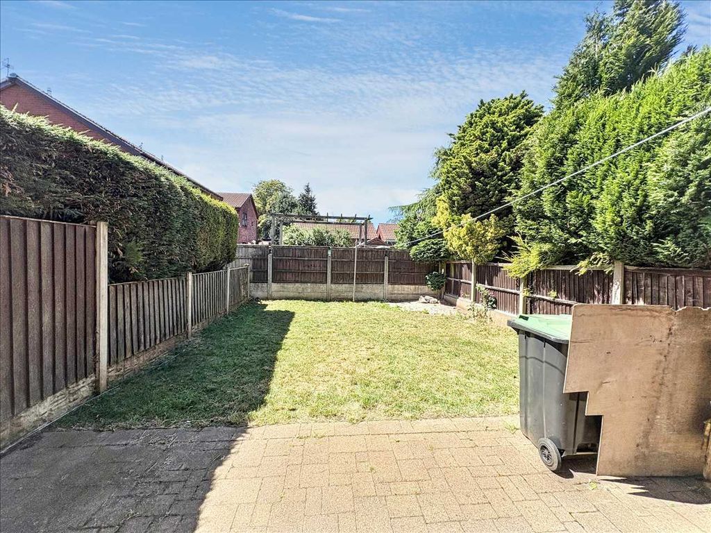 Property photo 3 of 15